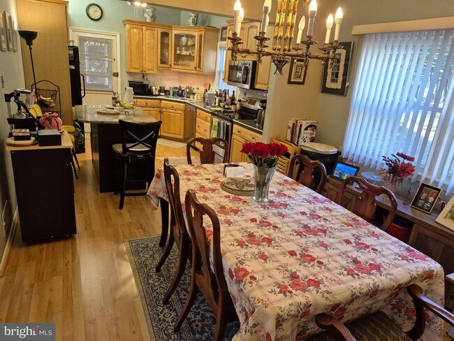 Building Photo - 12512 Ofallon St