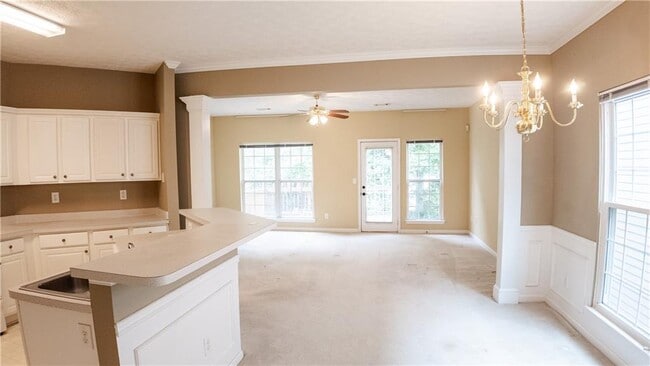 Building Photo - 2327 Oak Glenn Cir