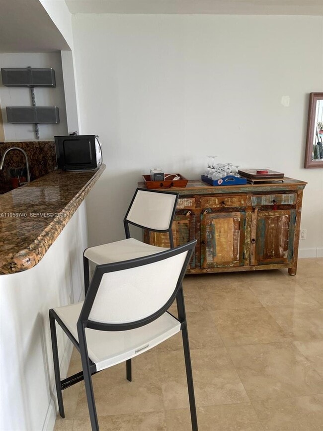 Building Photo - 3180 S Ocean Dr