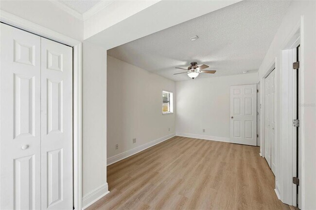 Building Photo - 3707 Pelican Ln
