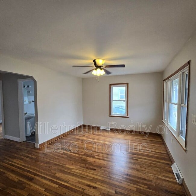 Building Photo - 353 South Blvd W