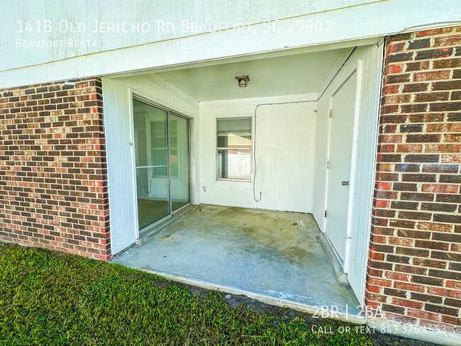 Building Photo - 141B Old Jericho Rd Beaufort, SC 29902-