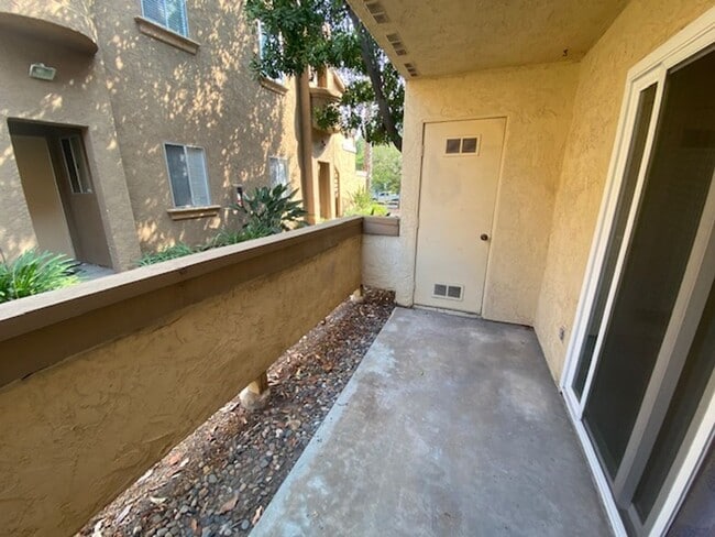 Building Photo - Cute 1 Bedroom Condo in the Heart of San Marcos Available Now!