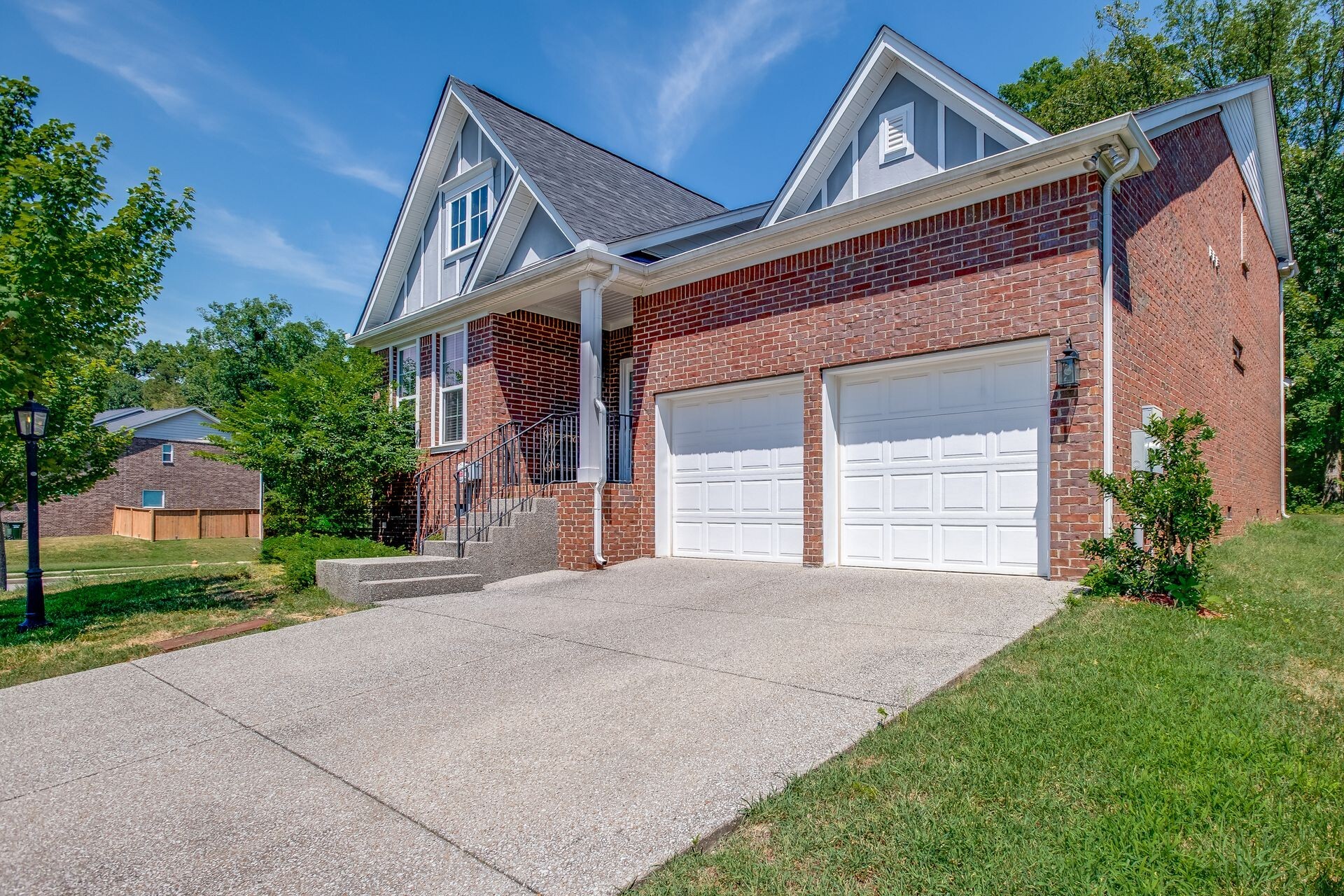 Building Photo - 2829 Lakeside Meadows Cir