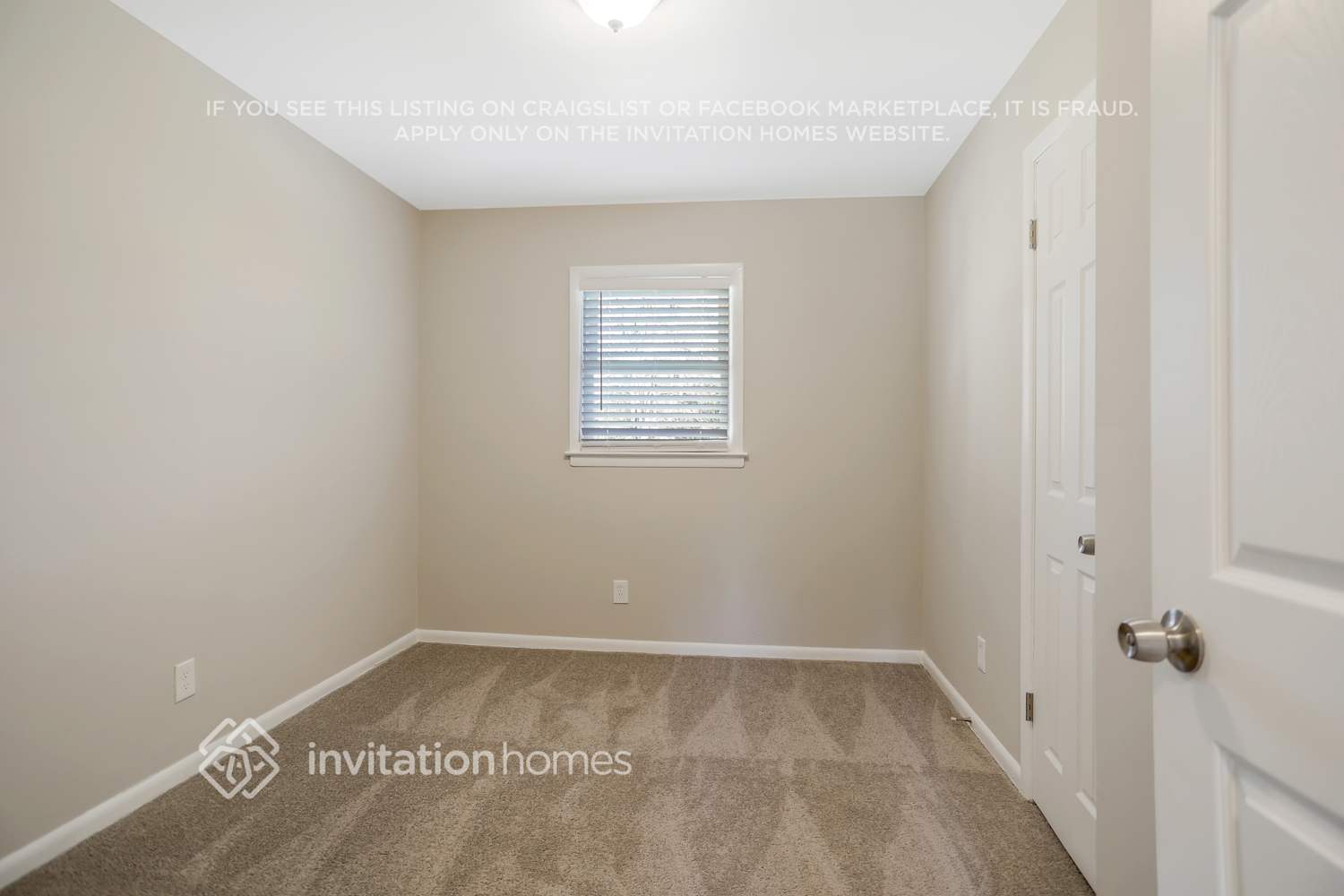 Building Photo - 883 Meadow Rock Dr