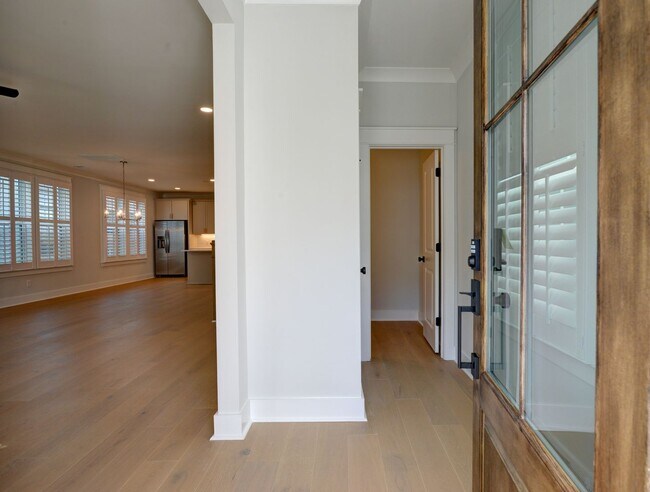 Building Photo - 4 Bedroom 3.5 Bath House in Twin Lakes - J...