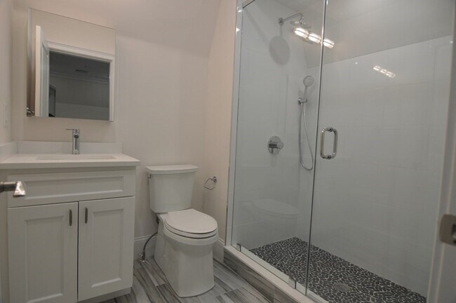 Building Photo - 3 Mendell Way