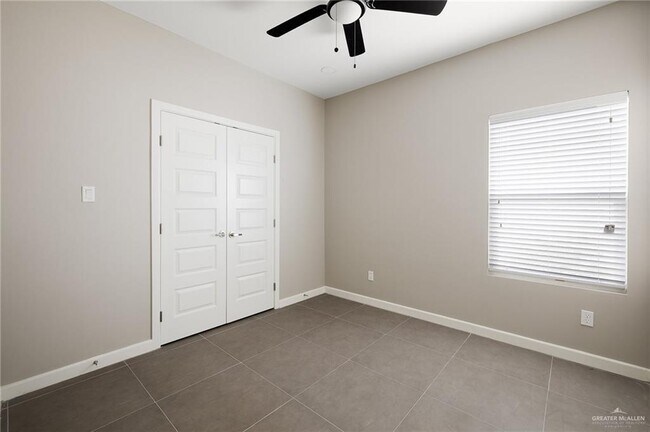 Building Photo - 14 Puffin Ave