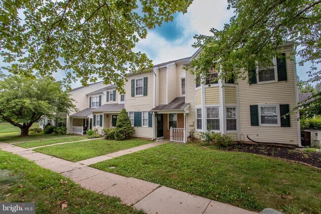 Primary Photo - 17 Taylors Way