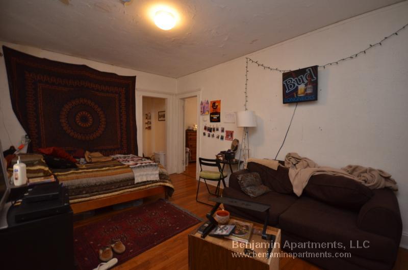 Building Photo - 1163 Boylston St