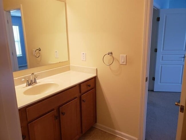 Building Photo - 5645 Princeton Run Trail
