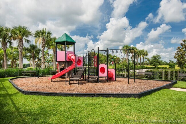 Building Photo - 9851 E Verona Cir