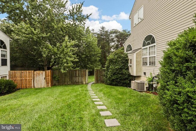 Building Photo - 13719 Laurianne Terrace
