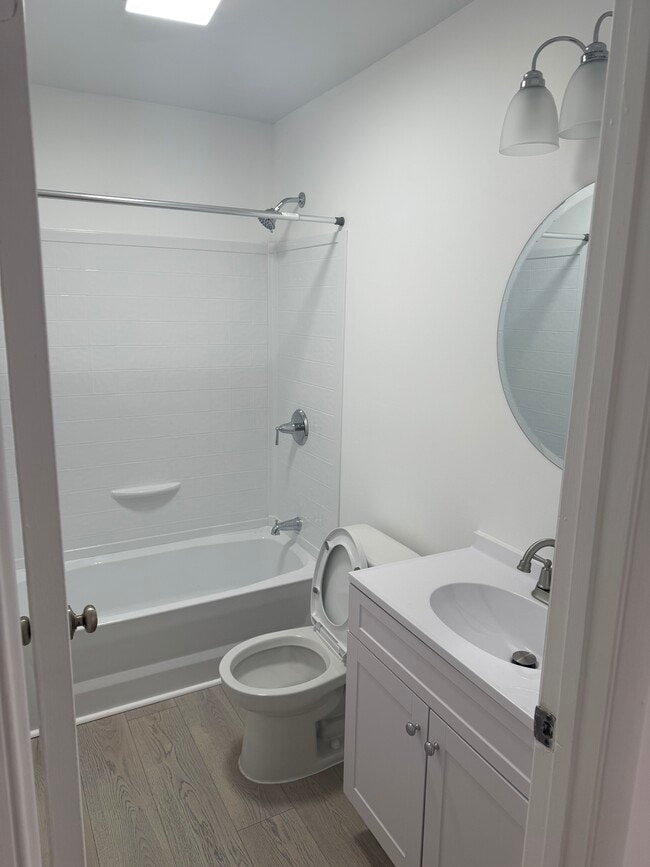 Building Photo - 3797 Canal Rd