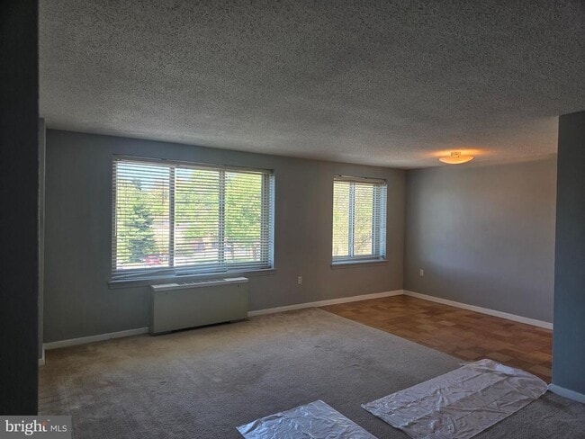 Building Photo - 3000 Spout Run Pkwy