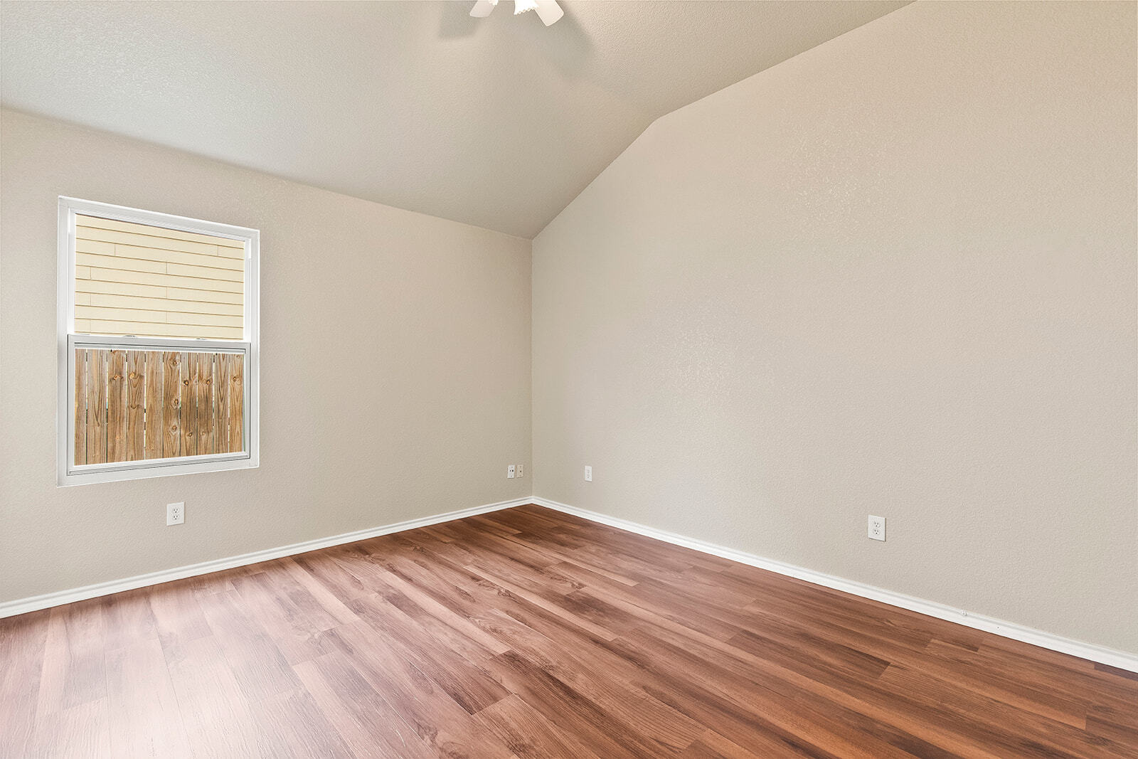 Building Photo - 9711 Copper Rock