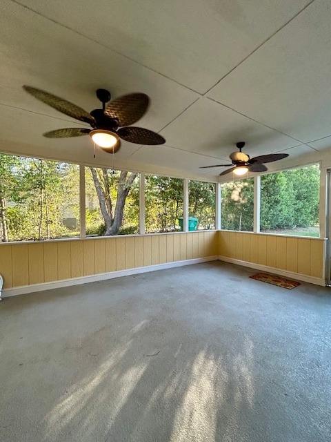 Building Photo - 602 W Cranford Ave