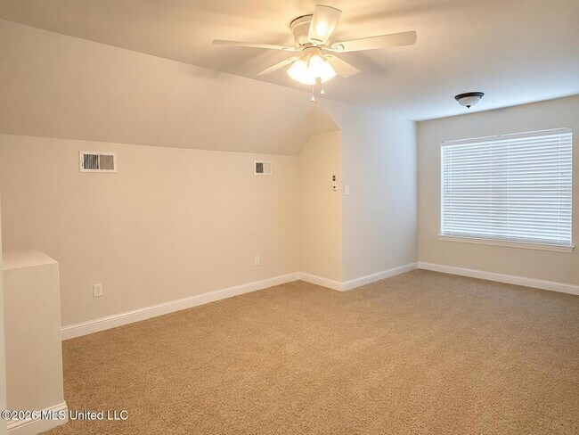 Building Photo - 17063 Palm Ridge Dr