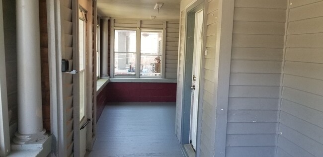 Building Photo - Brooklyn Center - 3 Bedroom Single Family ...