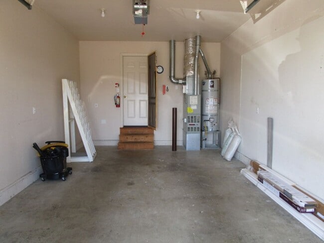 Building Photo - 127 S 18th St