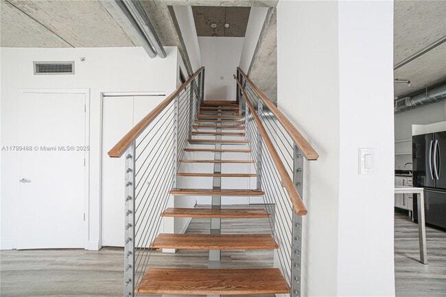 Building Photo - 690 SW 1st Ct