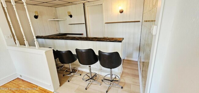 Building Photo - 1919 Price St