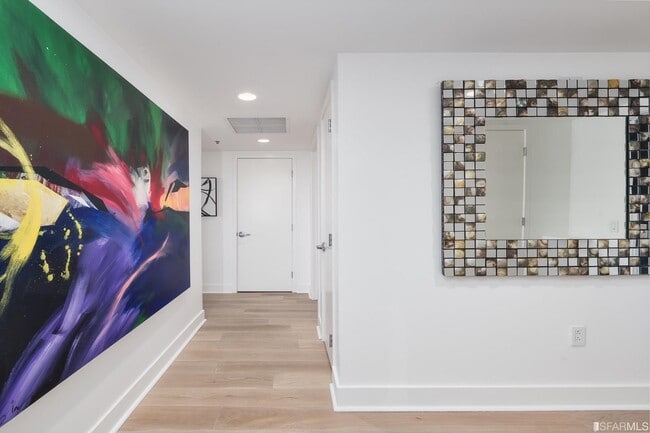 Building Photo - 200 Brannan St