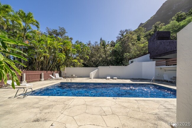 Building Photo - 1 Bd,1Ba,2Pkg! 51-636 Kamehameha Hwy #511 at $2,300/month