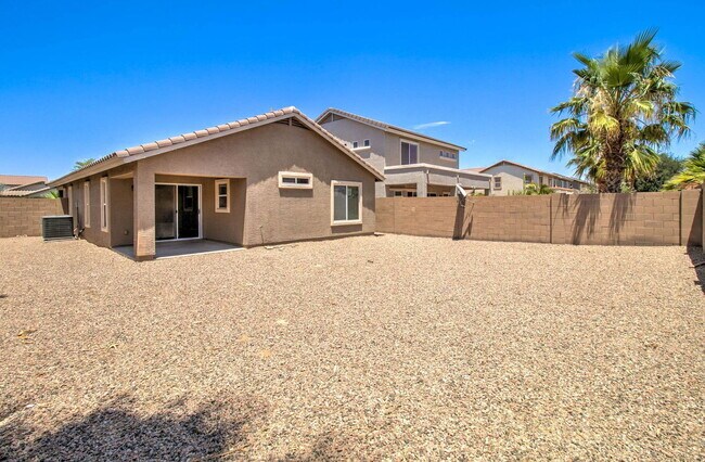 Building Photo - 41375 W Cahill Dr