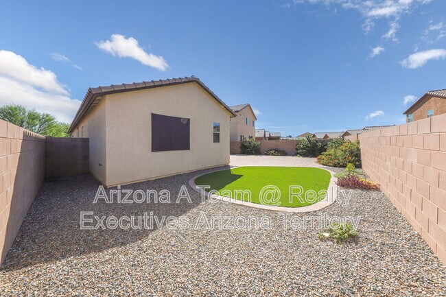 Building Photo - 4466 S Sunrise Bluff Way