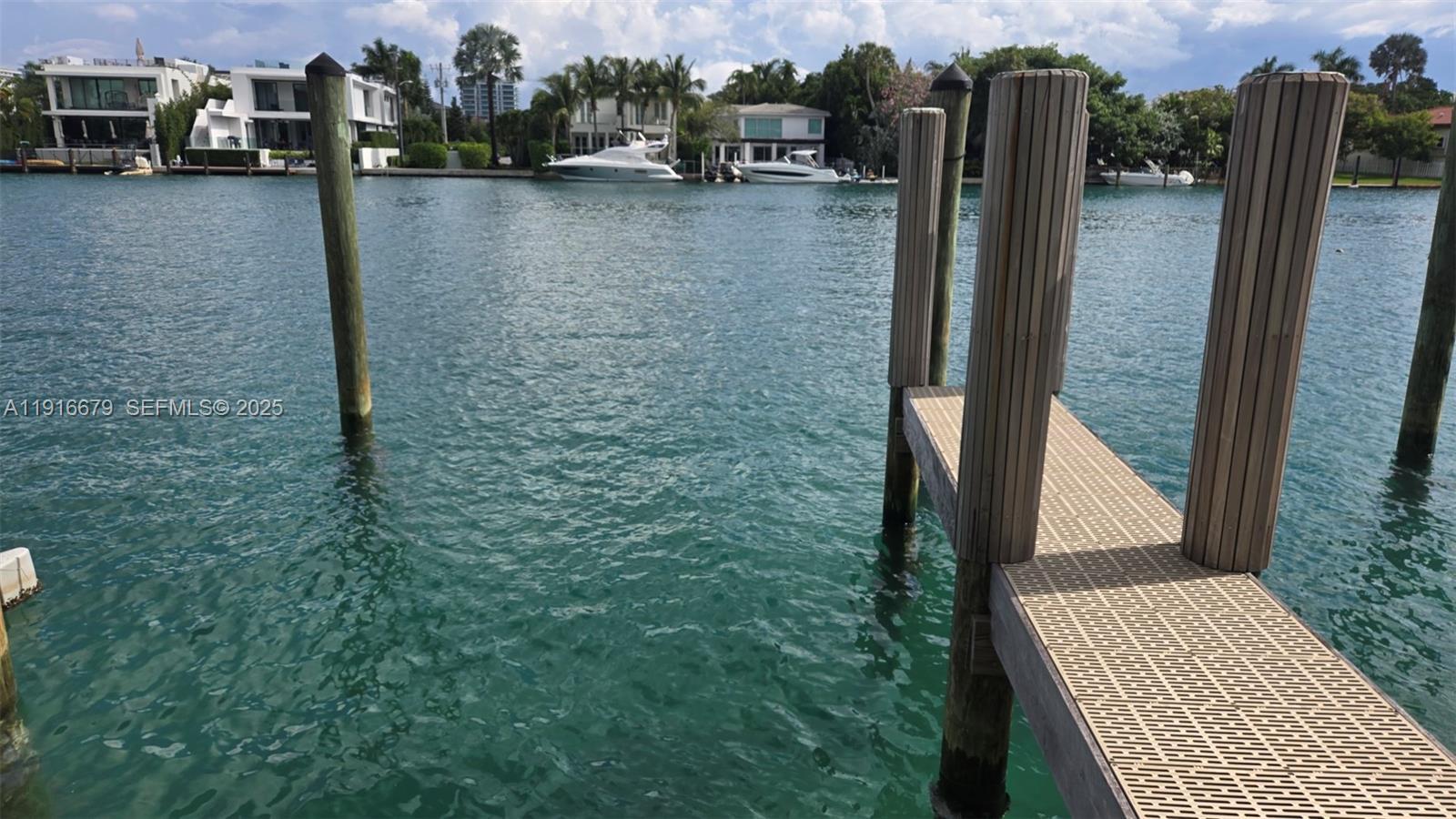 Building Photo - 1155 102nd St