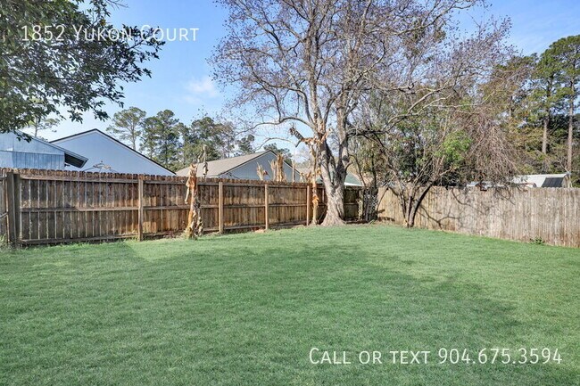 Building Photo - 1852 Yukon Ct