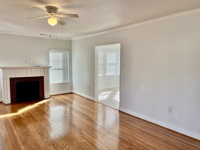 Building Photo - 4390 Harvest Ln