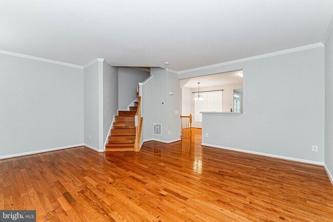 Building Photo - 7877 Dogue Indian Cir