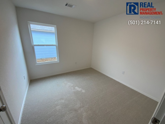 Building Photo - 26 Sourdough Crk Ln