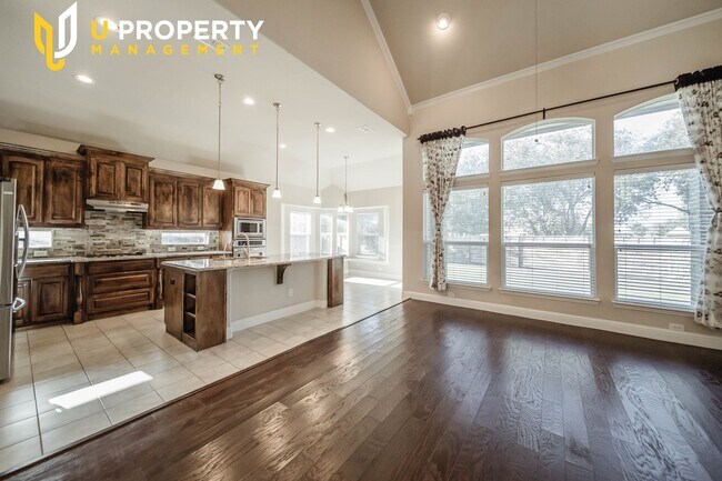 Building Photo - Rich woods in Frisco. Great location and S...