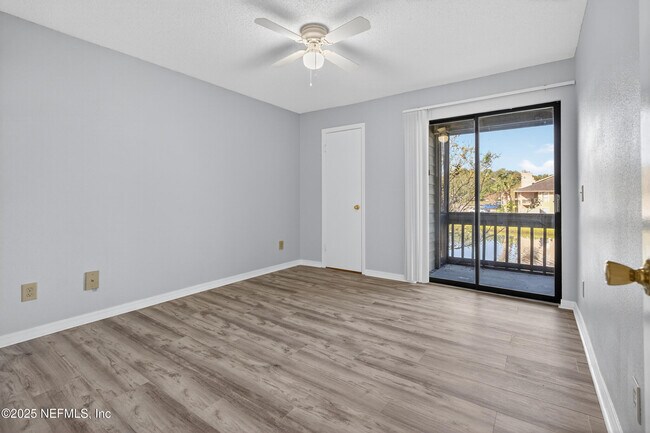 Building Photo - 10200 Belle Rive Blvd