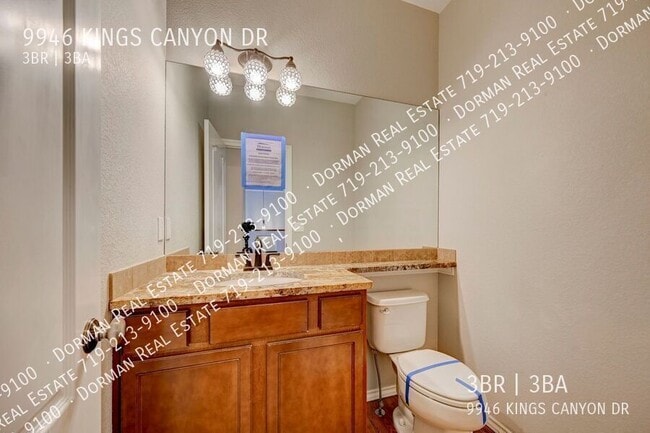 Building Photo - 9946 Kings Canyon Dr