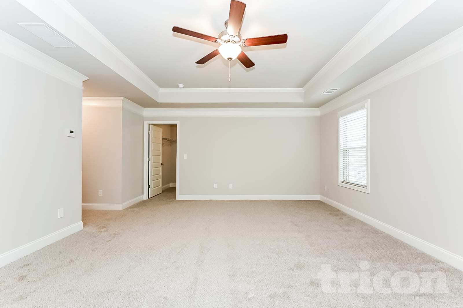 Building Photo - 817 Crescent Way