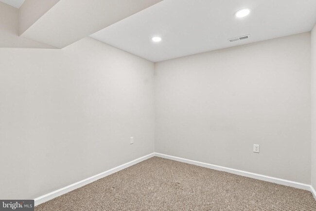 Building Photo - 11414 Bronzedale Dr