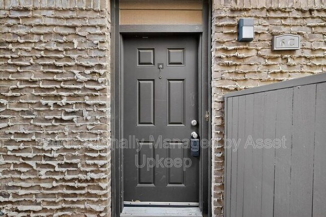 Building Photo - 4800 Northway Dr