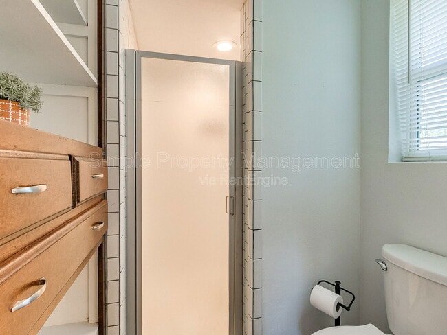 Building Photo - 1625 Homeland Ave