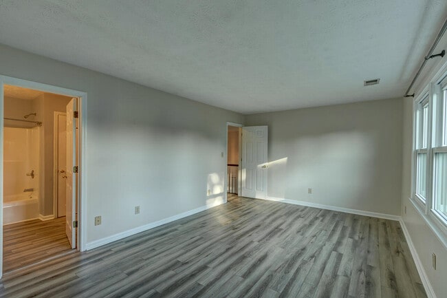 Building Photo - 3789 White Pine Dr