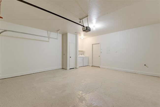Building Photo - 6000 Reims Rd