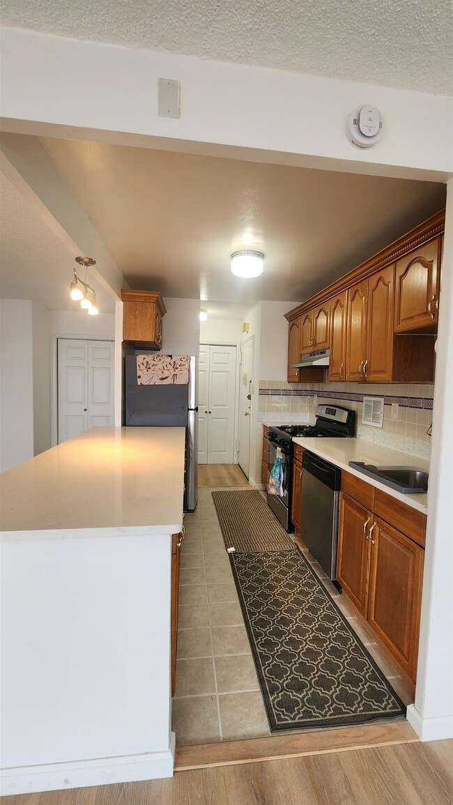 Building Photo - 280 Marin Blvd