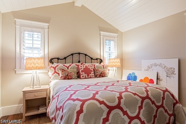 Building Photo - 287 11th Ave S