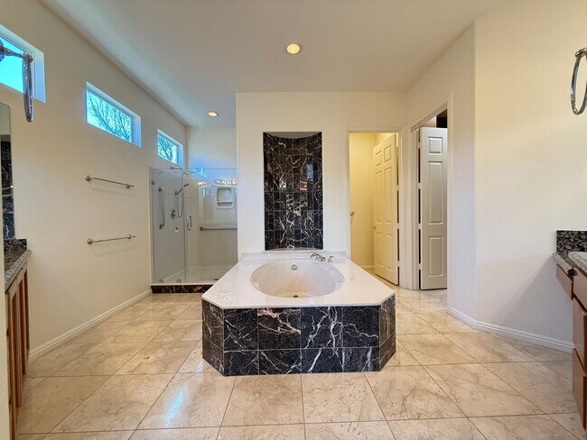 Building Photo - 10284 Sofferto Ave