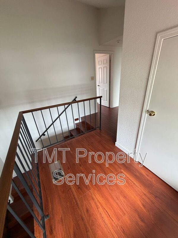 Building Photo - 2 Polvadera Ct