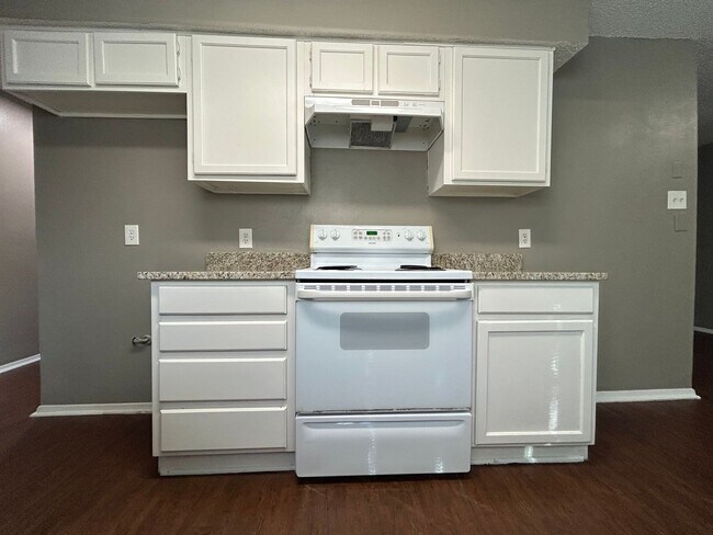 Building Photo - Saginaw Texas Homes for Rent "Eagle Mtn-Sa...