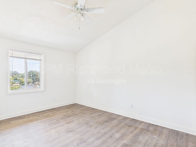 Building Photo - 3202 Midlothian Tpke